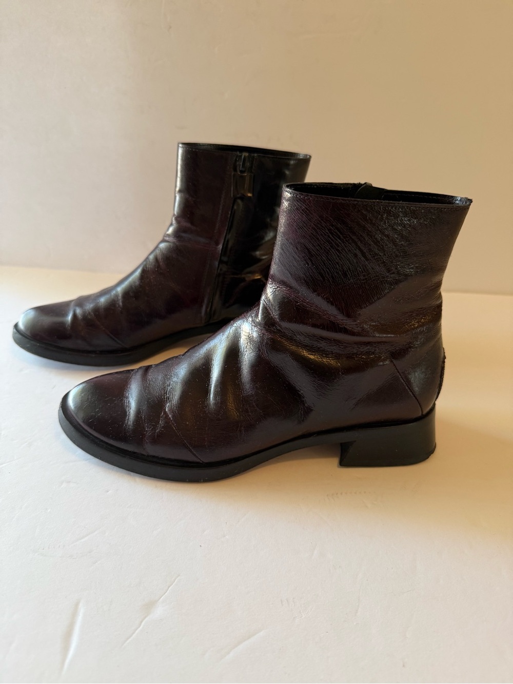 Costume National Classic Women's Ankle Booties in Dark Burgundy Leather Size 35